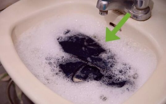Preventive processing of slippers